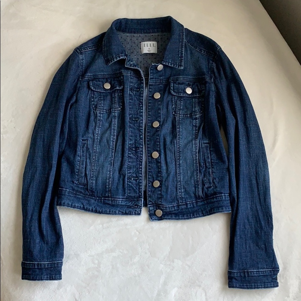 ELLE women’s dark wash jean jacket medium